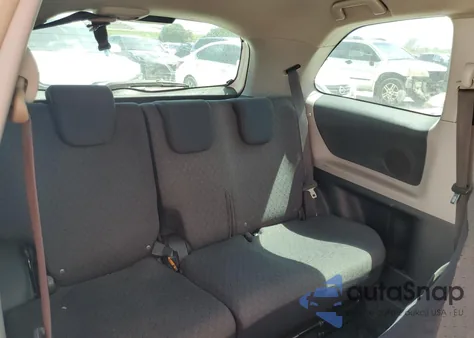 2010 Toyota Yaris z USA, uszkodzony, nr VIN JTDJT4K30A5303424